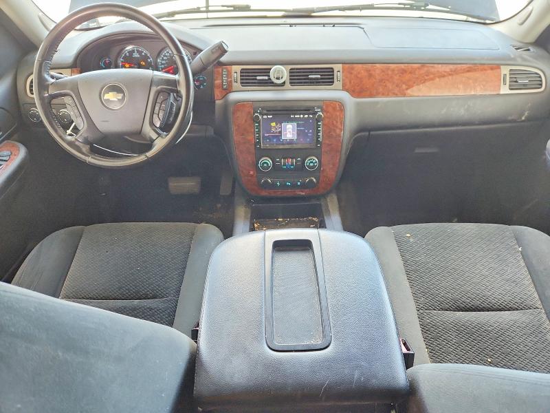 Продажа на аукционе авто 2008 Chevrolet Suburban, vin: 3GNFK16308G174936, номер лота: 62289806