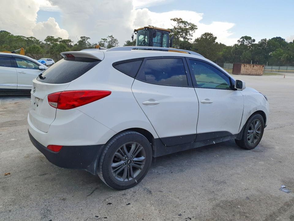 2015 Hyundai Tucson მანქანა იყიდება აუქციონზე, vin: KM8JU3AG1FU114172, აუქციონის ნომერი: 60694596