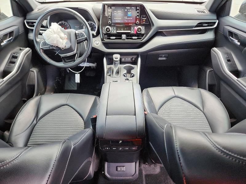Продажа на аукционе авто 2022 Toyota Highlander, vin: 5TDLZRAH7NS109488, номер лота: 61768446