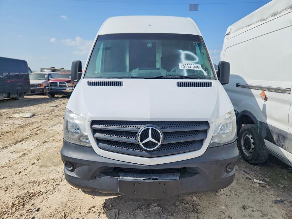 61437506 :رقم المزاد ، WD3PE8DE9E5898655 vin ، 2014 Mercedes-benz Sprinter مزاد بيع
