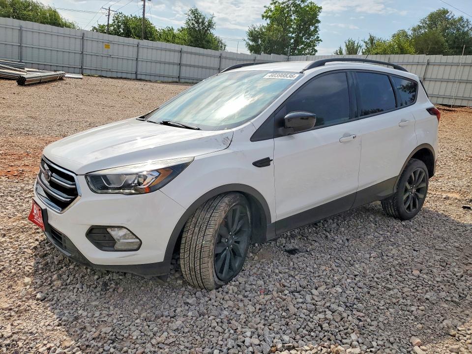 2019 Ford Escape მანქანა იყიდება აუქციონზე, vin: 1FMCU0GD2KUA73419, აუქციონის ნომერი: 60398836