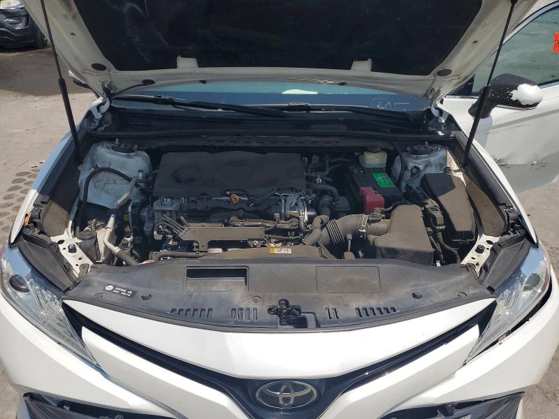 Продажа на аукционе авто 2018 Toyota Camry, vin: 4T1B11HK3JU036580, номер лота: 62337716