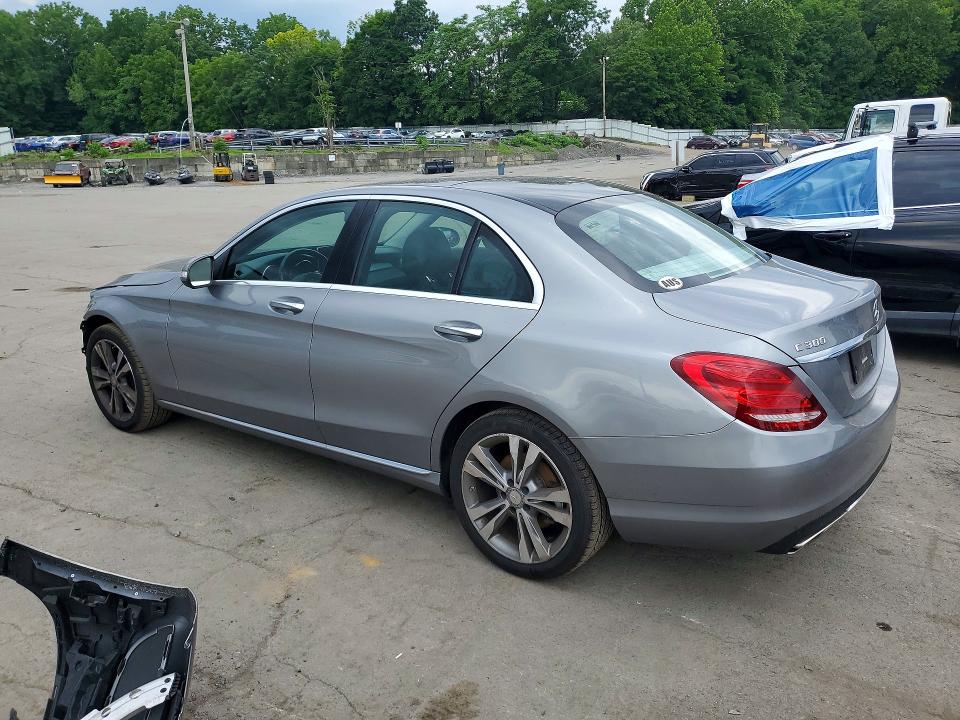 60388906 :رقم المزاد ، 55SWF4KB7FU038591 vin ، 2015 Mercedes-benz C مزاد بيع