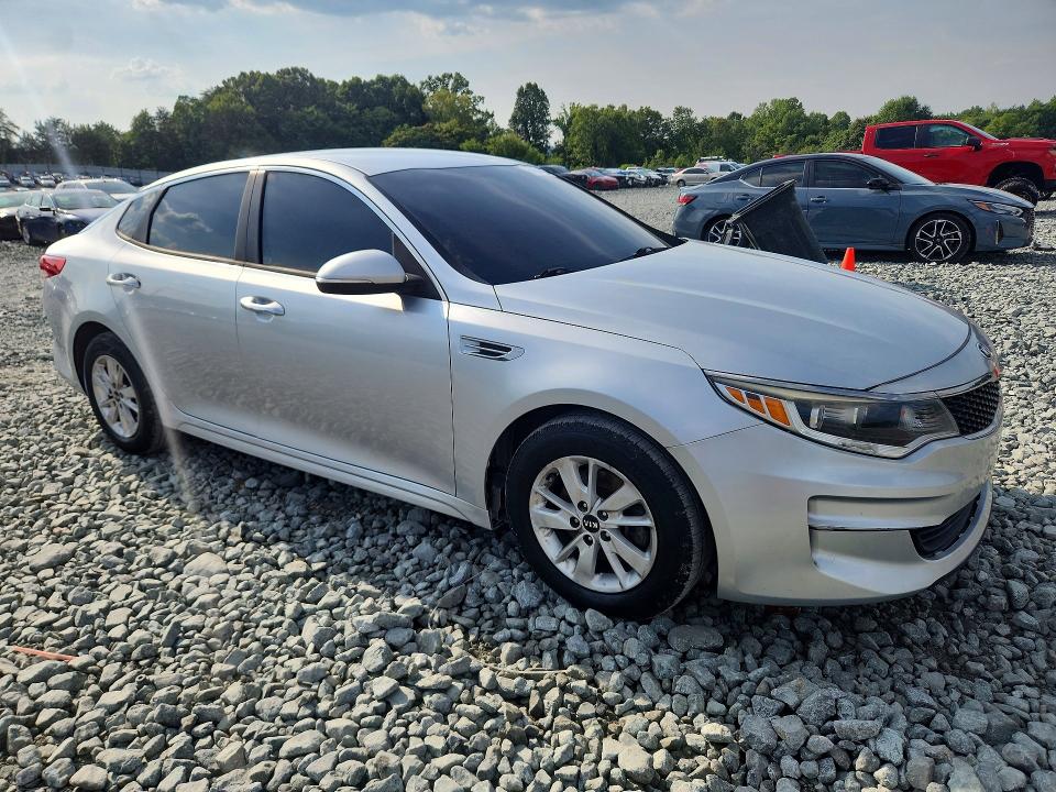 2016 Kia Optima მანქანა იყიდება აუქციონზე, vin: 5XXGT4L3XGG107147, აუქციონის ნომერი: 61664606