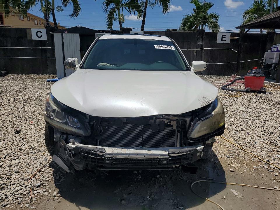 Продаж на аукціоні авто 2017 Honda Accord, vin: 1HGCR3F87HA019122, номер лоту: 60036716