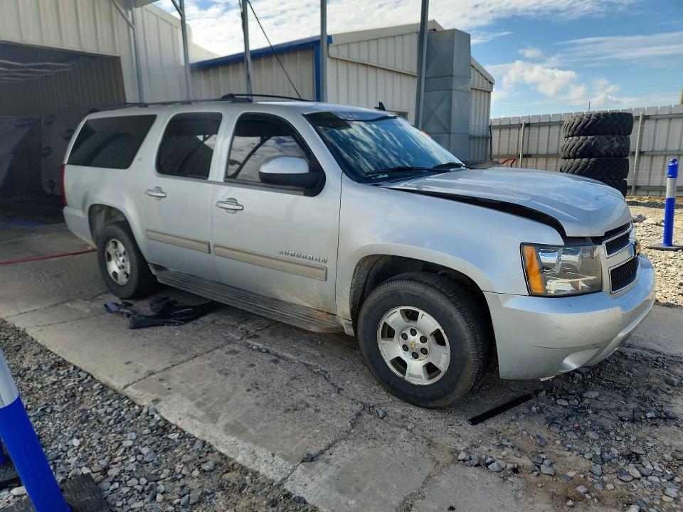 Продаж на аукціоні авто 2014 Chevrolet Suburban, vin: 1GNSCJE04ER121302, номер лоту: 61899166