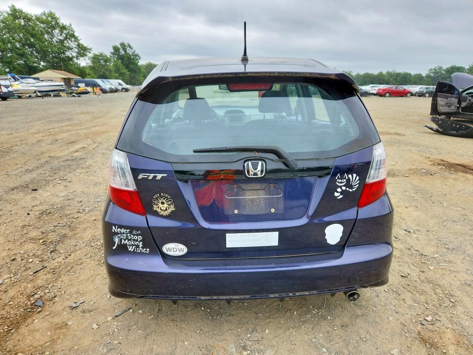 61931696 :رقم المزاد ، JHMGE88689S038759 vin ، 2009 Honda Fit مزاد بيع