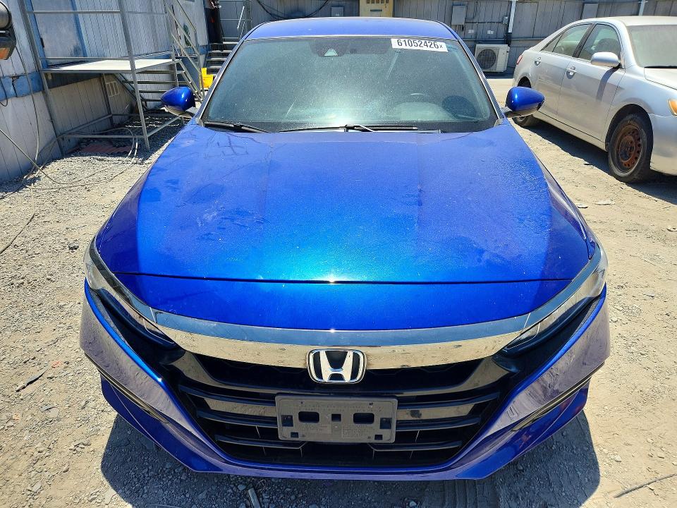 Aukcja sprzedaży 2018 Honda Accord, vin: 1HGCV1F3XJA179926, numer aukcji: 61052426