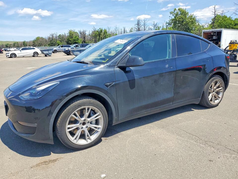Продажа на аукционе авто 2023 Tesla Model Y, vin: 7SAYGDED5PF932811, номер лота: 61674846