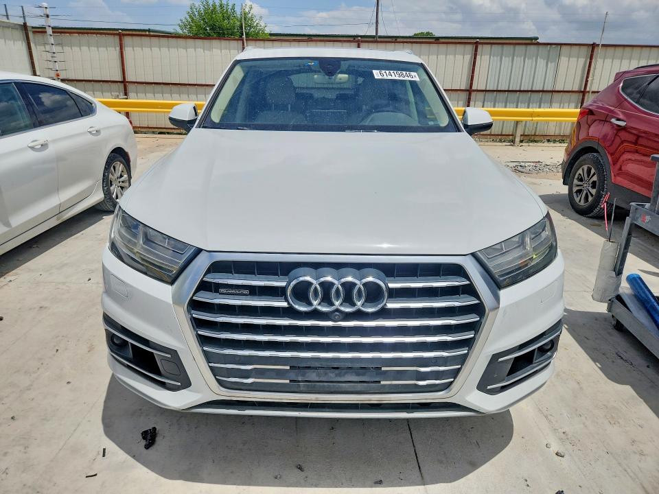 Продажа на аукционе авто 2017 Audi Q7, vin: WA1LAAF76HD004993, номер лота: 61419846