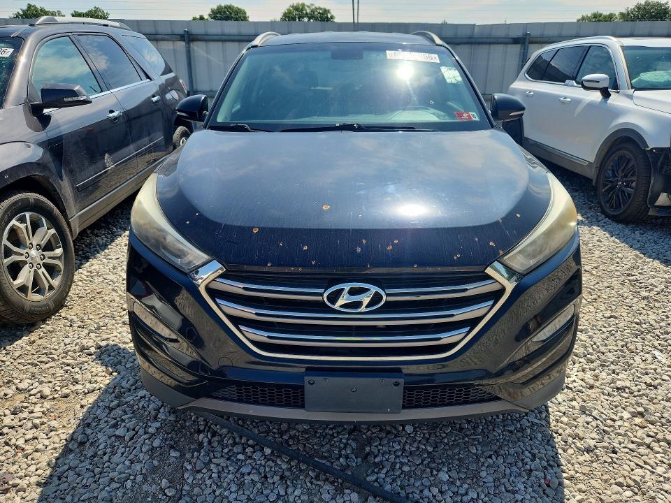 62593256 :رقم المزاد ، KM8J3CA24GU145960 vin ، 2016 Hyundai Tucson مزاد بيع