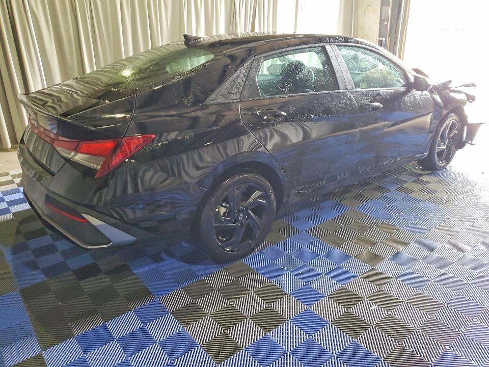 61673376 :رقم المزاد ، KMHLM4DG2TU186326 vin ، 2026 Hyundai Elantra مزاد بيع