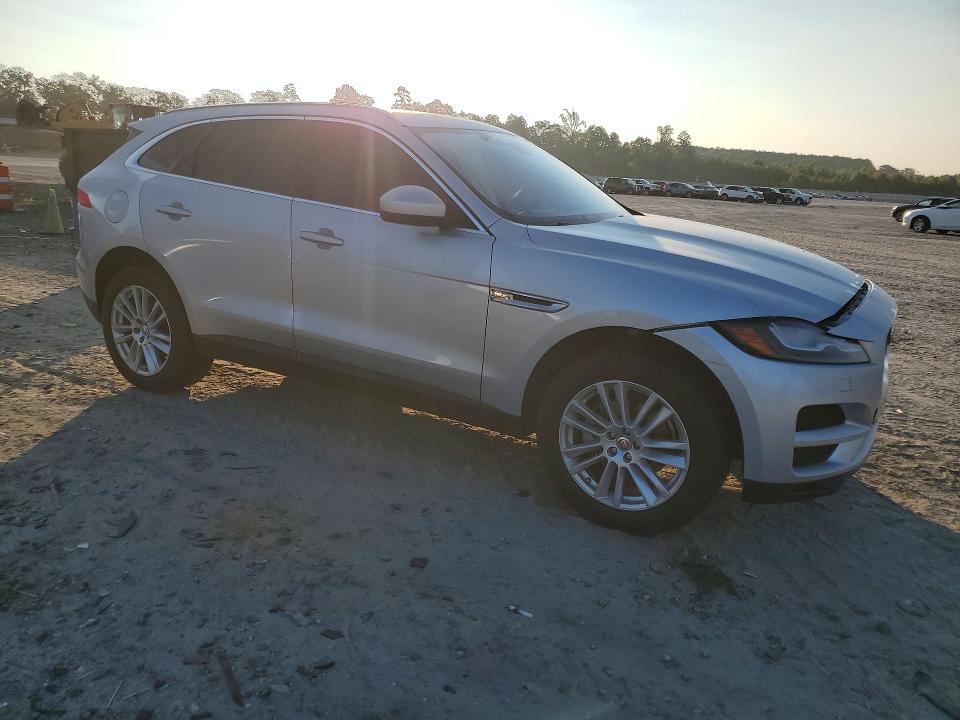 Продажа на аукционе авто 2018 Jaguar F-pace, vin: SADCK2FN8JA255260, номер лота: 62907706
