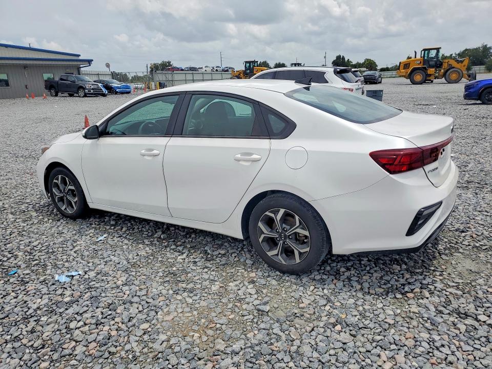 61299016 :رقم المزاد ، 3KPF24AD8ME299912 vin ، 2021 Kia Forte مزاد بيع