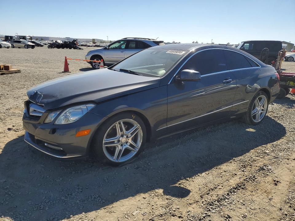Продажа на аукционе авто 2013 Mercedes-benz E, vin: WDDKJ5KB1DF202811, номер лота: 85609095
