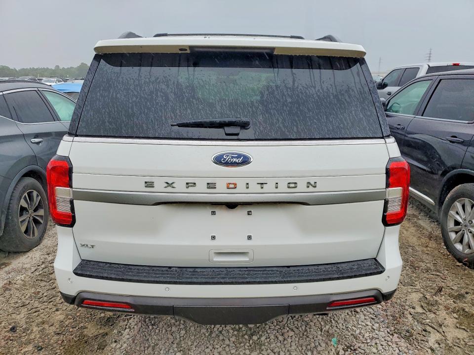 2024 Ford Expedition მანქანა იყიდება აუქციონზე, vin: 1FMJU1H82REB00413, აუქციონის ნომერი: 62328956