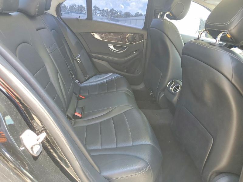 61481796 :رقم المزاد ، 55SWF4KB2HU213493 vin ، 2017 Mercedes-benz C مزاد بيع