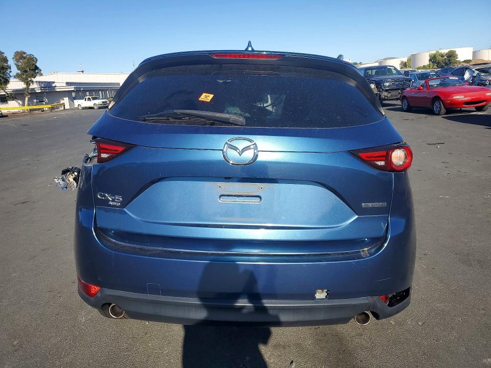 2020 Mazda Cx-5 მანქანა იყიდება აუქციონზე, vin: JM3KFBDM8L0727284, აუქციონის ნომერი: 59660216