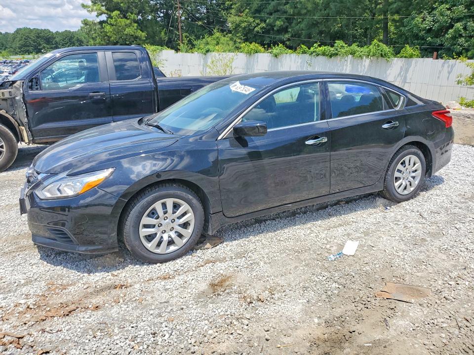 Продажа на аукционе авто 2017 Nissan Altima, vin: 1N4AL3AP7HC247640, номер лота: 60975346