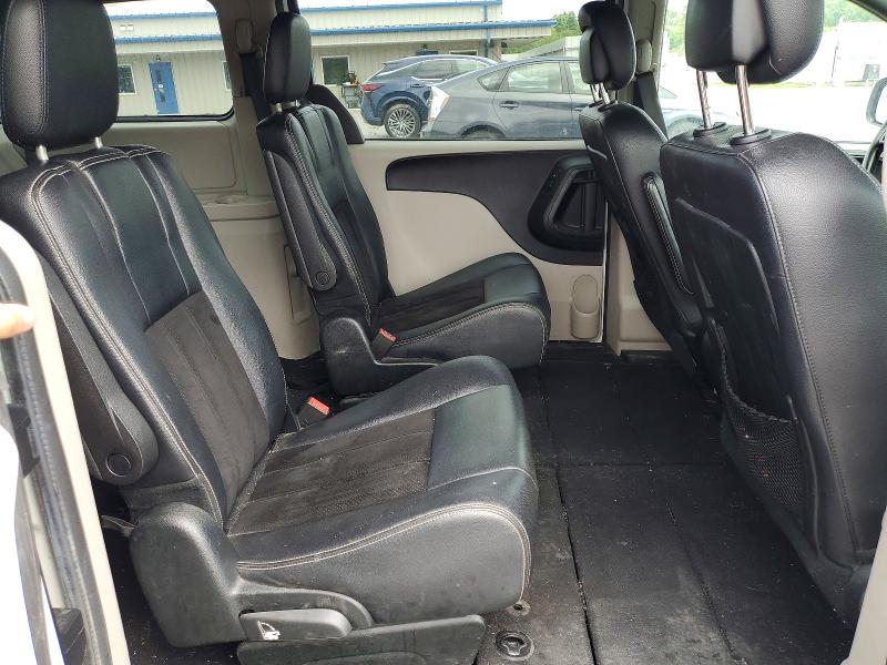 61743706 :رقم المزاد ، 2C4RDGCG3HR749647 vin ، 2017 Dodge Grand Caravan مزاد بيع