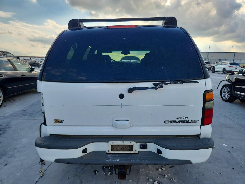 61002076 :رقم المزاد ، 1GNEK13Z04R299224 vin ، 2004 Chevrolet Tahoe مزاد بيع