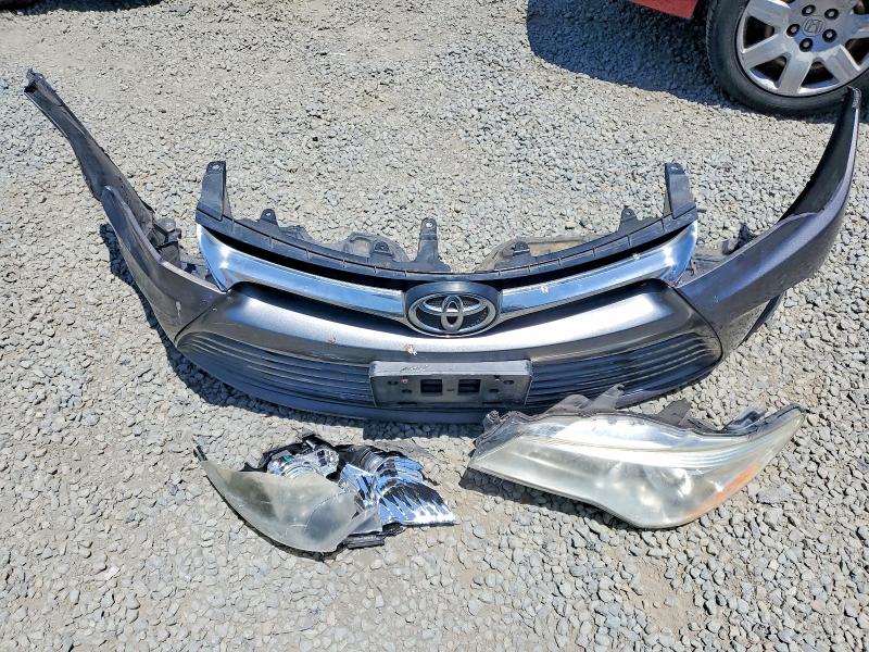 61544756 :رقم المزاد ، 4T1BF1FK3HU650866 vin ، 2017 Toyota Camry مزاد بيع