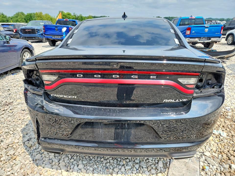 62495106 :رقم المزاد ، 2C3CDXHG8FH727827 vin ، 2015 Dodge Charger مزاد بيع