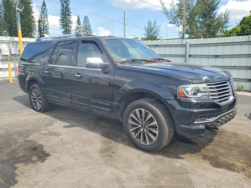 59633496 :رقم المزاد ، 5LMJJ3JT5HEL08932 vin ، 2017 Lincoln Navigator مزاد بيع