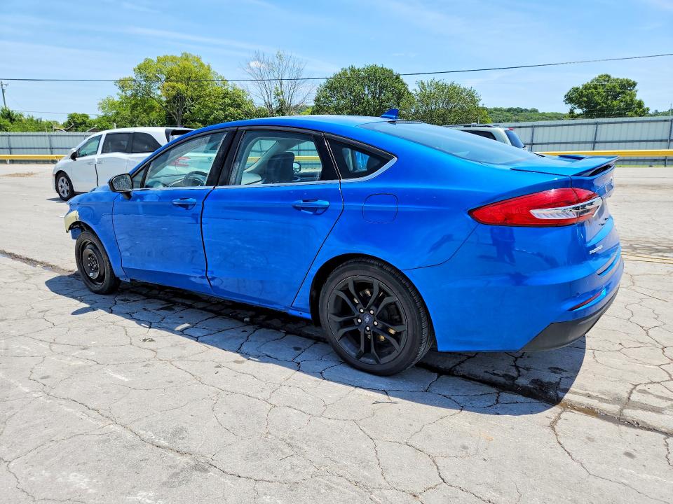 63585686 :رقم المزاد ، 3FA6P0HD3KR285718 vin ، 2019 Ford Fusion مزاد بيع