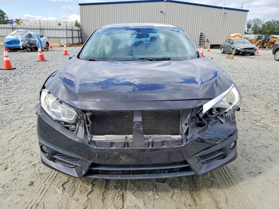 61629236 :رقم المزاد ، 19XFC1F77HE004769 vin ، 2017 Honda Civic مزاد بيع