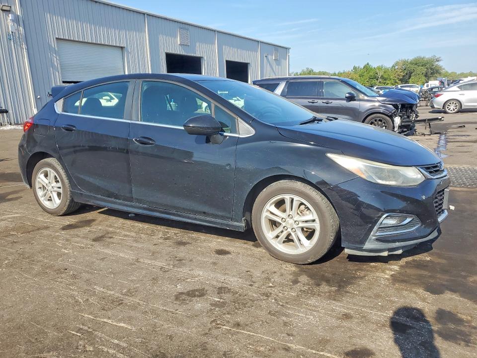 Продажа на аукционе авто 2018 Chevrolet Cruze, vin: 3G1BE6SMXJS597593, номер лота: 60464126