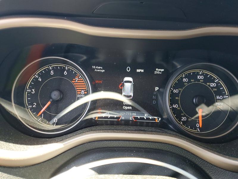 61902126 :رقم المزاد ، 1C4PJMDS6HD228331 vin ، 2017 Jeep Cherokee مزاد بيع