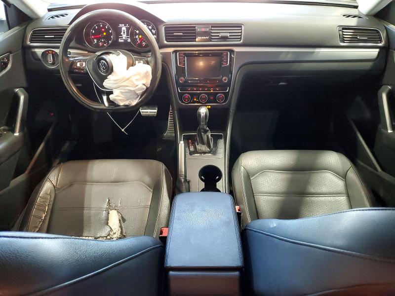 61577186 :رقم المزاد ، 1VWAA7A33JC006603 vin ، 2018 Volkswagen Passat مزاد بيع
