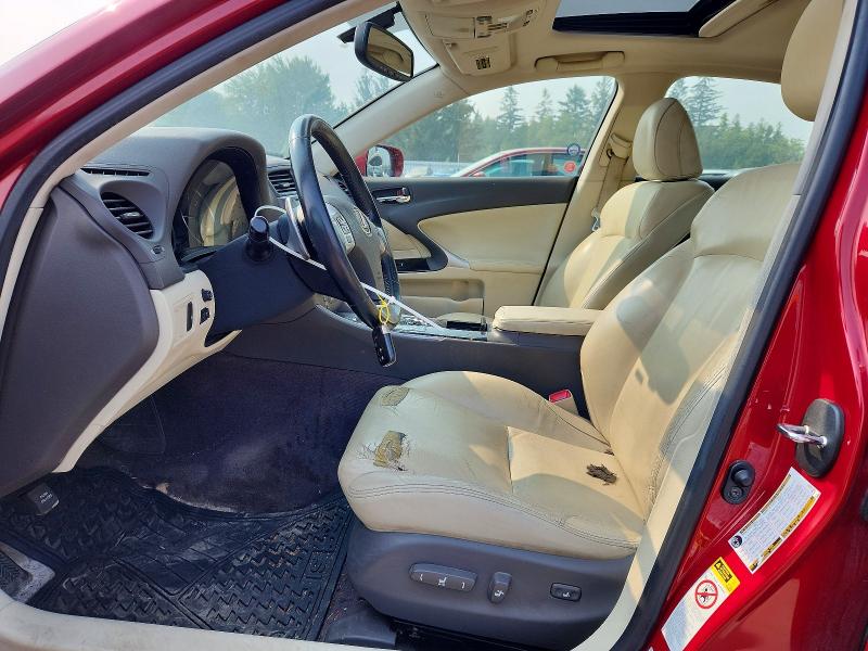 61146066 :رقم المزاد ، JTHCF5C27B5049027 vin ، 2011 Lexus Is مزاد بيع