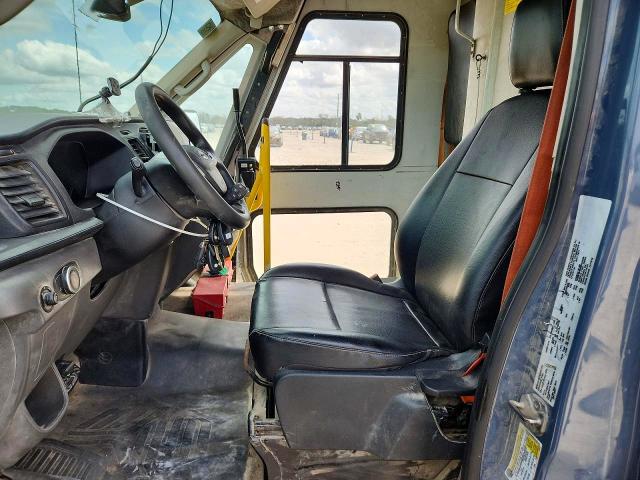 56959826 :رقم المزاد ، 1FDDF6P85MKA57590 vin ، 2021 Ford Transit مزاد بيع