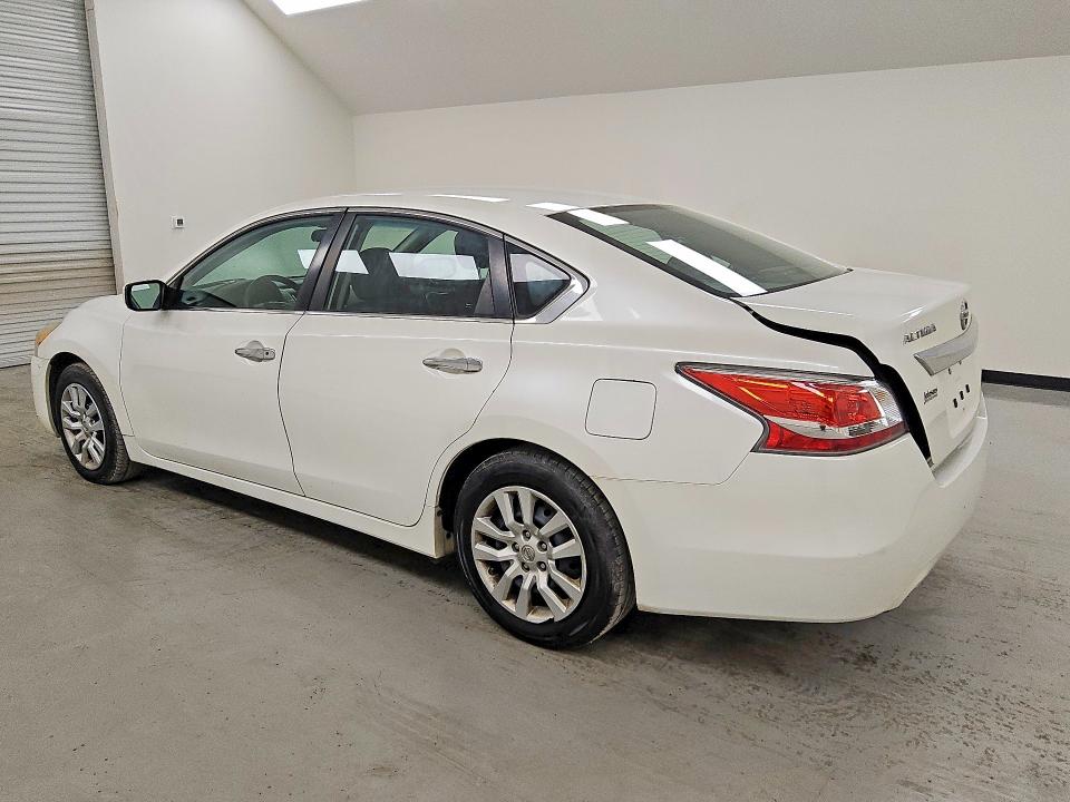 61064026 :رقم المزاد ، 1N4AL3AP7FC217678 vin ، 2015 Nissan Altima مزاد بيع