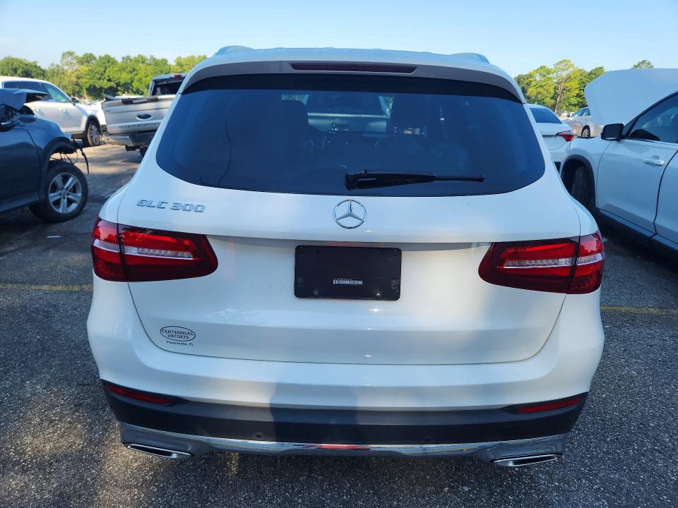 Продаж на аукціоні авто 2018 Mercedes-benz Glc, vin: WDC0G4JB2JV024205, номер лоту: 95585305