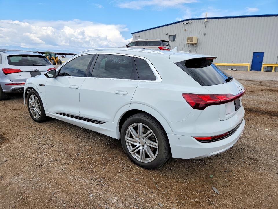 Aukcja sprzedaży 2019 Audi E-tron, vin: WA1LAAGE1KB024567, numer aukcji: 59726036