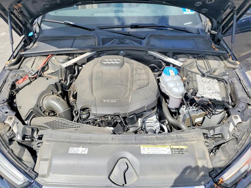 60249166 :رقم المزاد ، WAUDNAF43JA171014 vin ، 2018 Audi A4 مزاد بيع