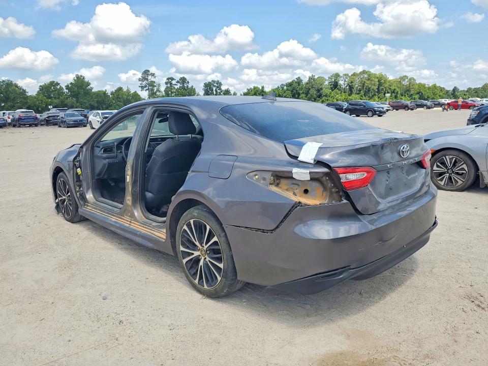 59955096 :رقم المزاد ، 4T1G11AK8LU306499 vin ، 2020 Toyota Camry مزاد بيع