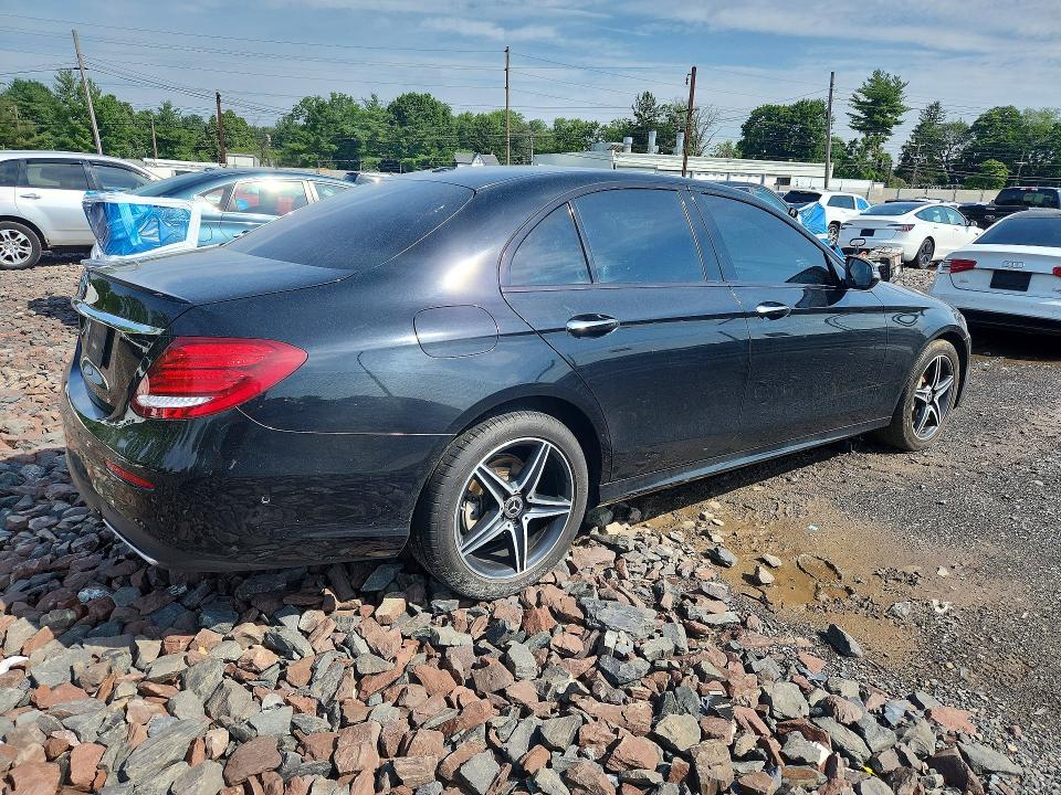 2018 Mercedes-benz E მანქანა იყიდება აუქციონზე, vin: WDDZF4KBXJA320763, აუქციონის ნომერი: 60382006