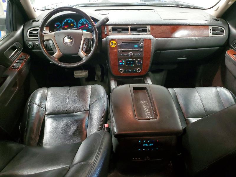Продажа на аукционе авто 2012 Chevrolet Suburban, vin: 1GNSKJE77CR135823, номер лота: 62852906