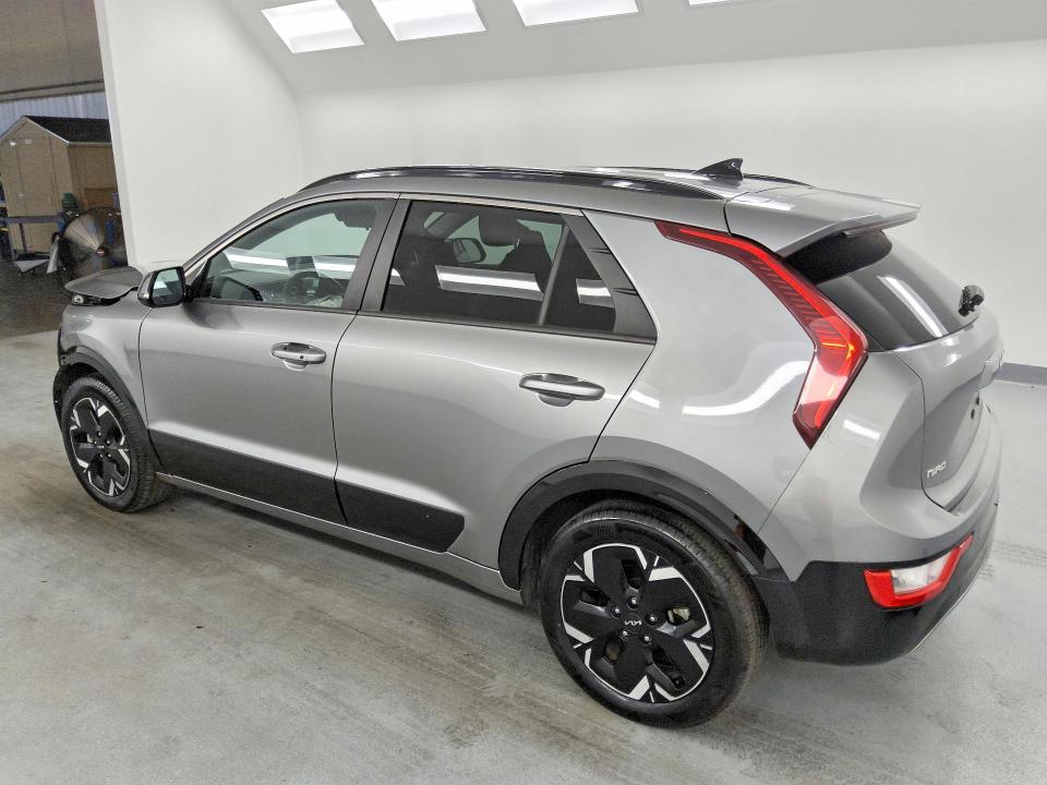 Продаж на аукціоні авто 2023 Kia Niro, vin: KNDCR3L16P5028682, номер лоту: 61205106