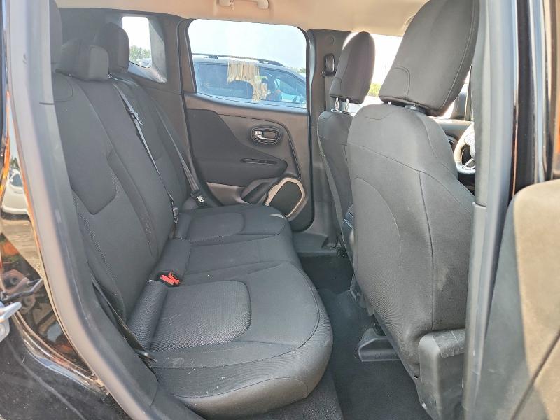 2015 Jeep Renegade მანქანა იყიდება აუქციონზე, vin: ZACCJBAT0FPB52825, აუქციონის ნომერი: 62523856