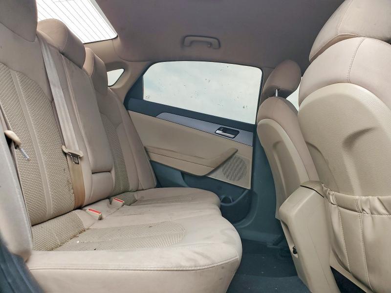 59743336 :رقم المزاد ، 5NPE24AF6KH811365 vin ، 2019 Hyundai Sonata مزاد بيع