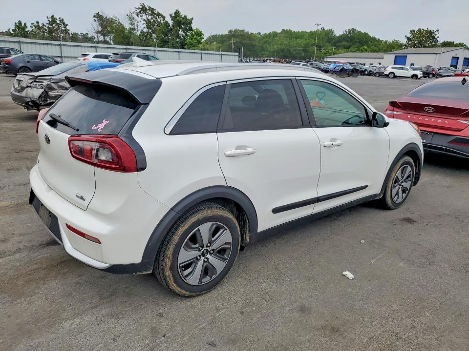 2018 Kia Niro მანქანა იყიდება აუქციონზე, vin: KNDCB3LC8J5119384, აუქციონის ნომერი: 62233606