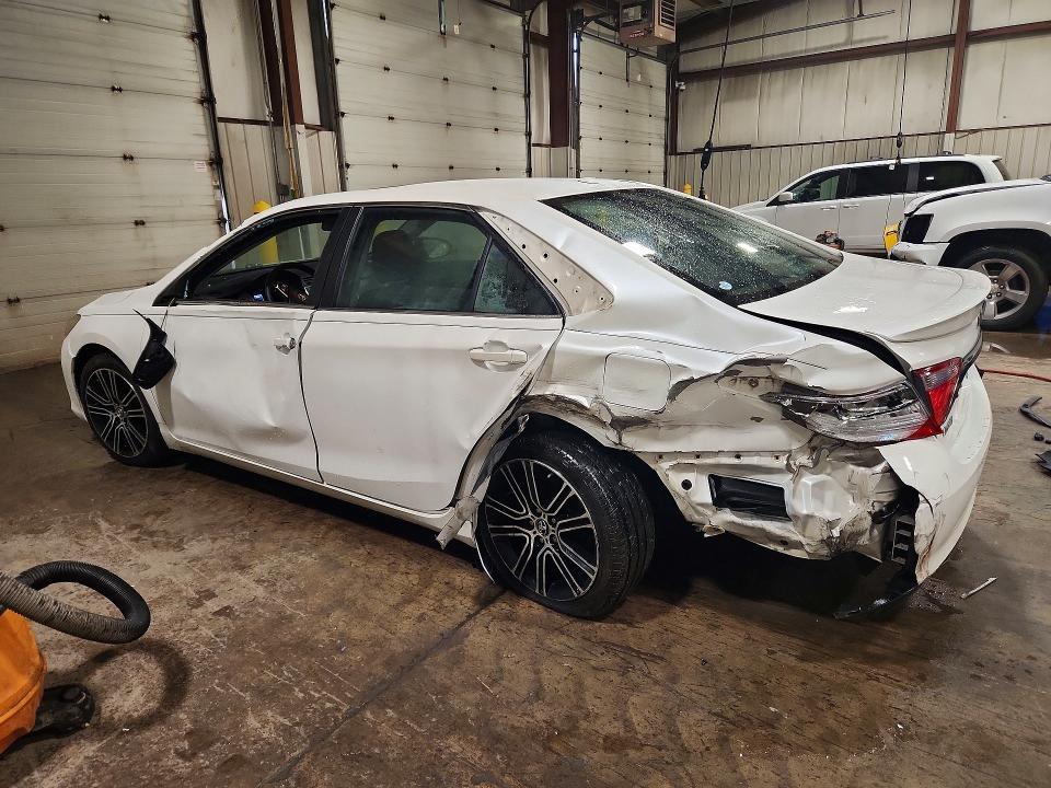 Aukcja sprzedaży 2016 Toyota Camry, vin: 4T1BF1FK8GU194572, numer aukcji: 61946856