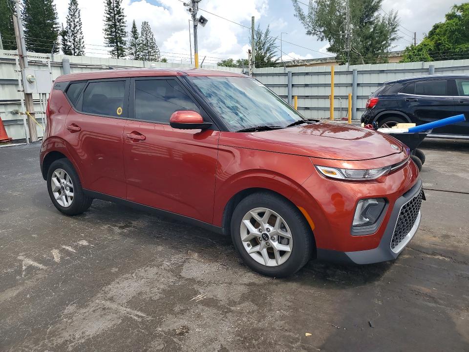 59585426 :رقم المزاد ، KNDJ23AU0M7775994 vin ، 2021 Kia Soul مزاد بيع