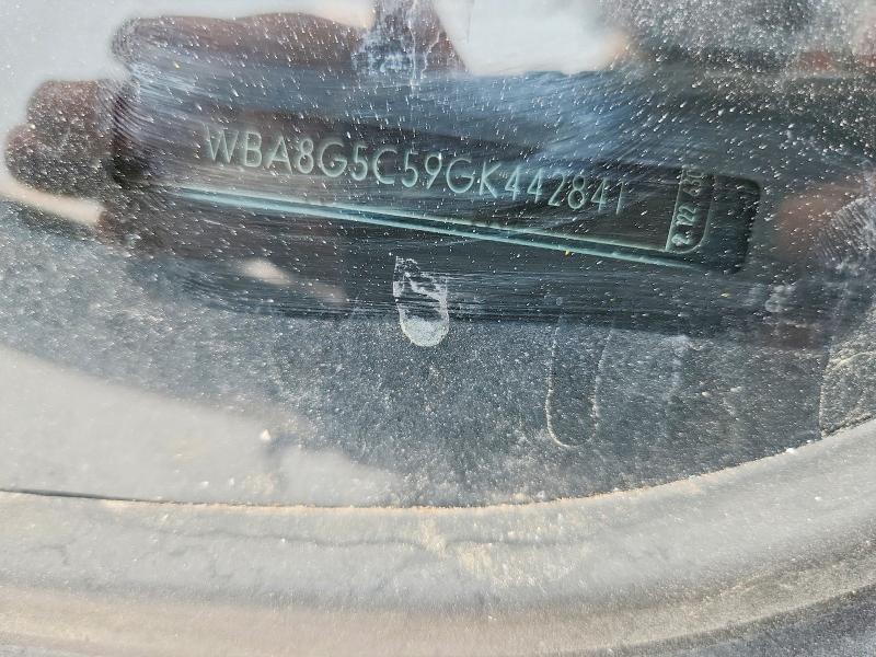 2016 Bmw 328i მანქანა იყიდება აუქციონზე, vin: WBA8G5C59GK442841, აუქციონის ნომერი: 60148576
