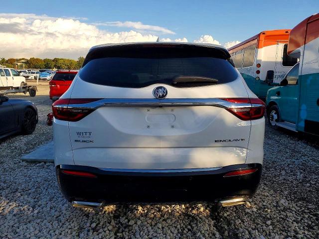 62153596 :رقم المزاد ، 5GAERBKW5JJ122102 vin ، 2018 Buick Enclave مزاد بيع